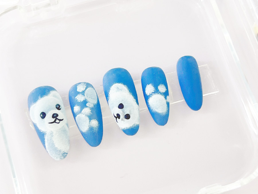 毛絨搓搓熊卡通美甲，南寧美甲進修深造作品